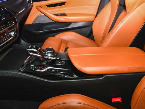 Used 2019 BMW M5 w/ Executive Package image 46