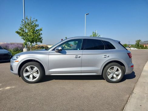 Used 2018 Audi Q5 2.0T Premium Plus w/ Premium Plus Package AWD/4WD image 2