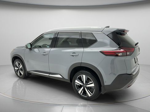 Used 2023 Nissan Rogue SL w/ SL Premium Package AWD/4WD image 4