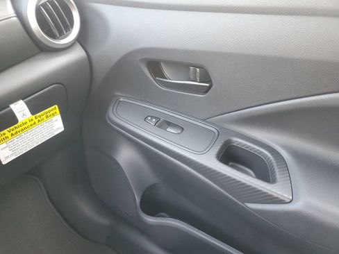 Certified 2025 Nissan Versa S w/ S Plus Package FWD image 33