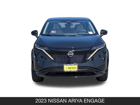 Used 2023 Nissan Ariya AWD image 4