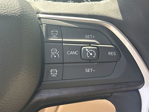 New 2025 Jeep Grand Cherokee L Limited w/ Black Appearance Package RWD image 26