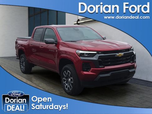 Used 2023 Chevrolet Colorado LT w/ LT Convenience Package III AWD/4WD image 1