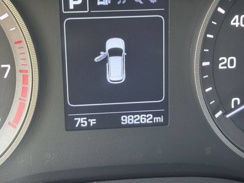 Used 2016 Hyundai Tucson SE w/ Option Group 02 AWD/4WD image 13