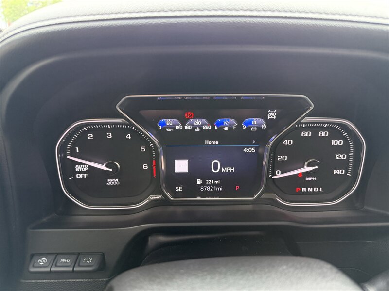 Used 2019 GMC Sierra 1500 Denali w/ Technology Package AWD/4WD image 25
