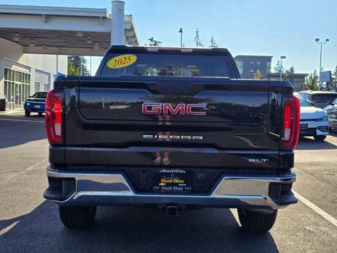 Used 2025 GMC Sierra 1500 SLT AWD/4WD image 5
