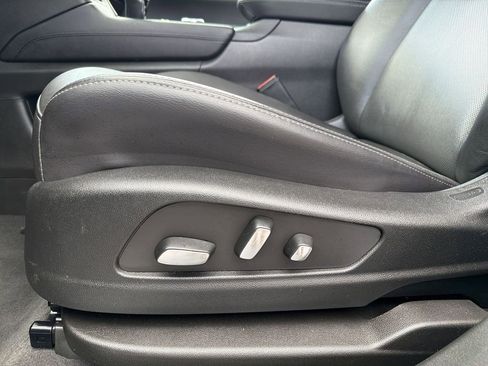 Used 2024 Cadillac XT5 Sportv w/ LPO, Floor Liner Package AWD/4WD image 18