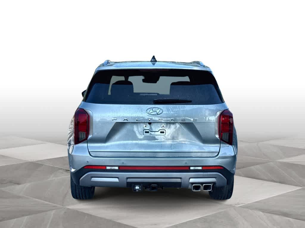 Used 2024 Hyundai Palisade Limited FWD image 7