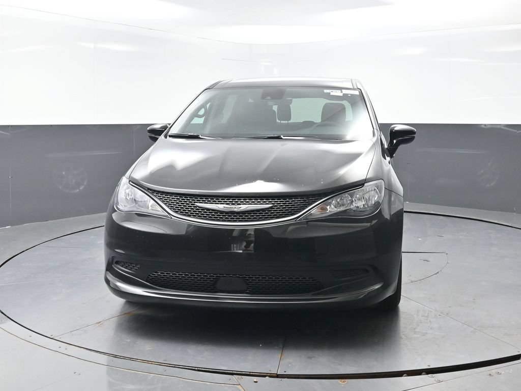 New 2027 Chrysler Pacifica LX FWD image 4