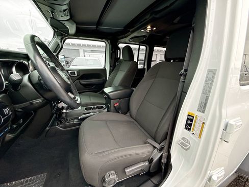 Used 2023 Jeep Wrangler Unlimited w/ Cold Weather Group image 23