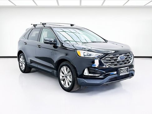 Used 2019 Ford Edge Titanium FWD image 3