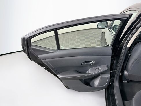 Used 2024 Nissan Sentra S FWD image 25