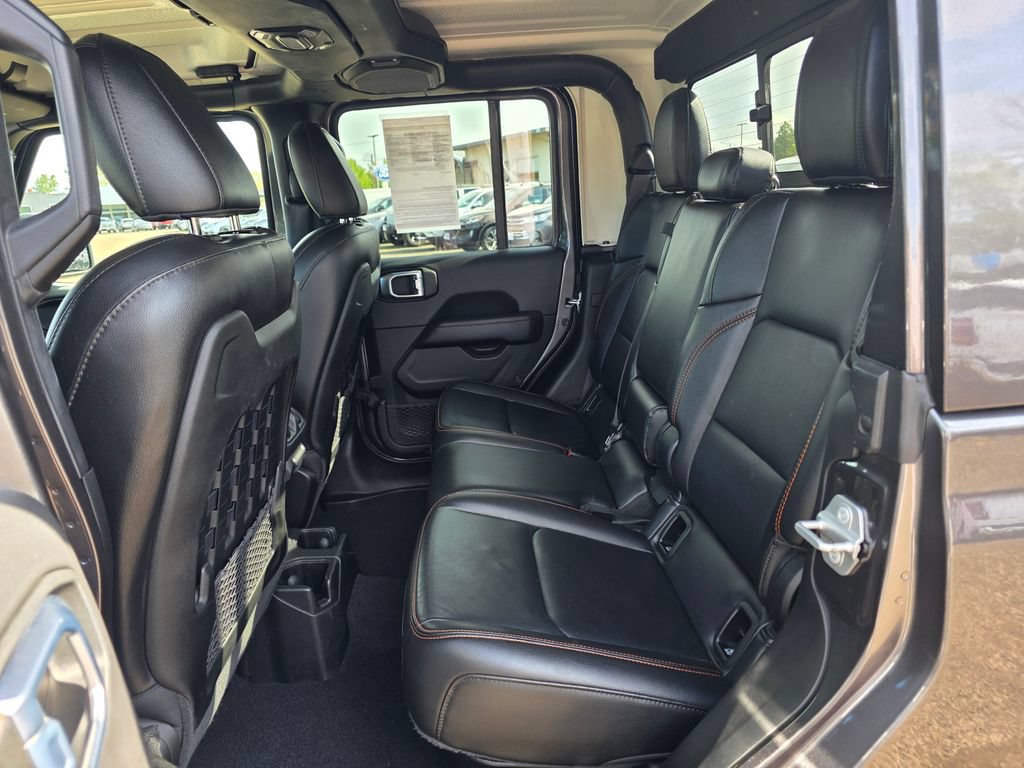 Used 2021 Jeep Gladiator Mojave AWD/4WD image 11