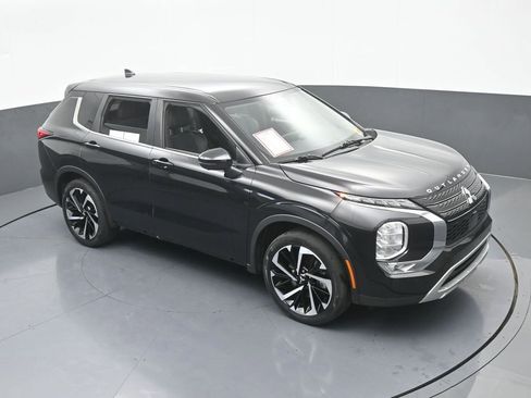 Used 2022 Mitsubishi Outlander SE image 60