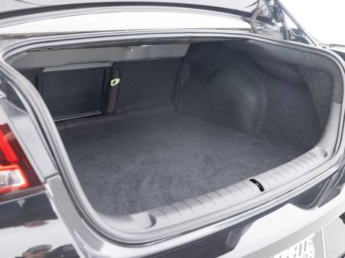 Used 2017 Chevrolet SS image 41