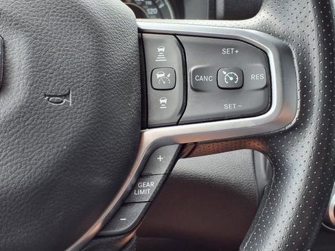 Used 2025 RAM 1500 Big Horn w/ Trailer Tow Group image 31