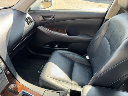 Used 2011 Lexus ES 350 FWD image 26