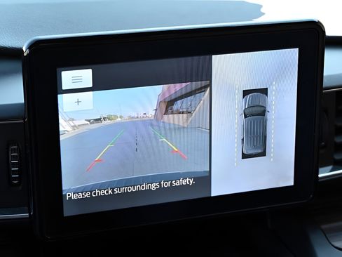 Used 2020 Ford Explorer Limited RWD image 26