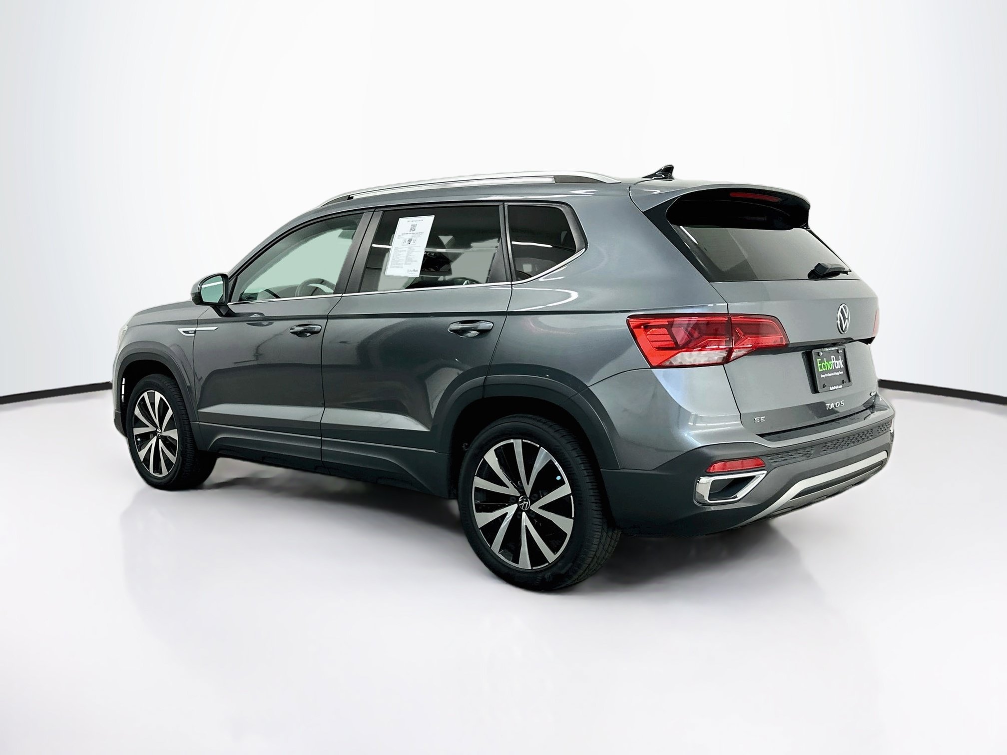 Used 2022 Volkswagen Taos SE AWD/4WD image 5