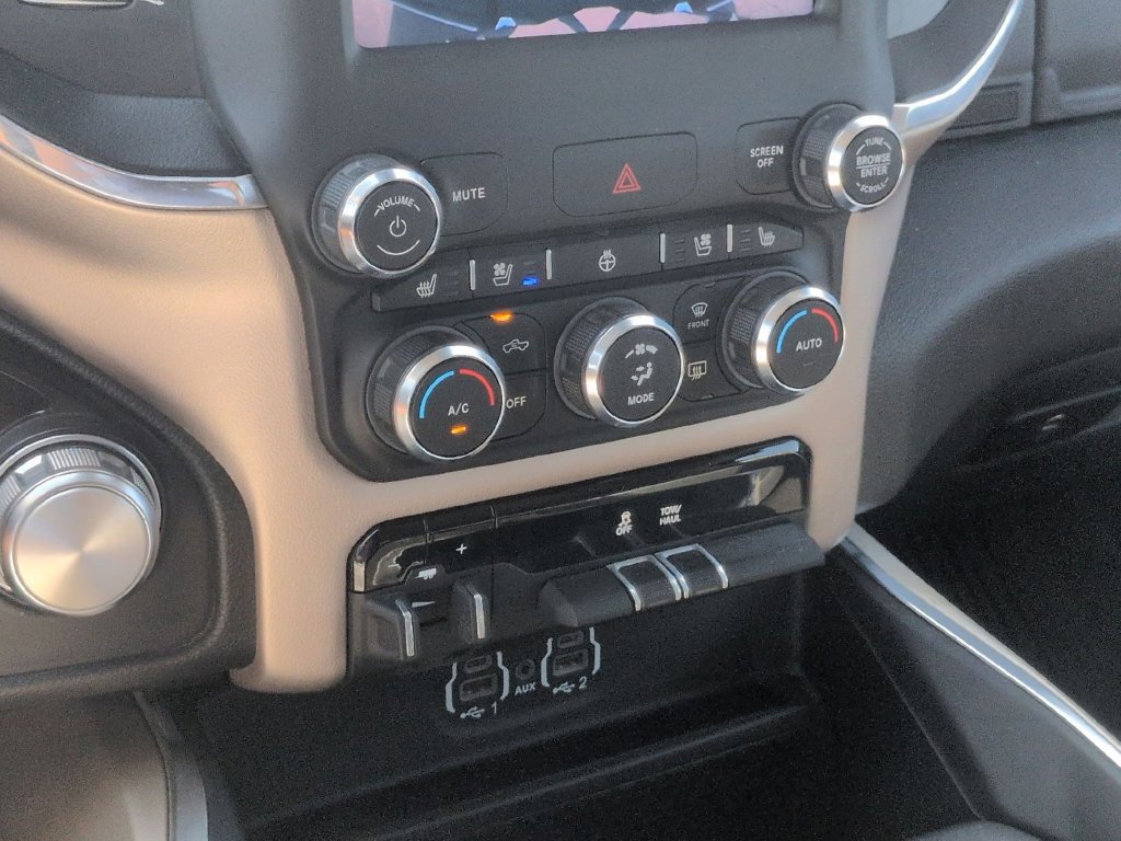 Used 2021 RAM 1500 Laramie AWD/4WD image 25