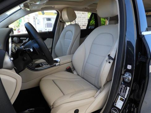 Used 2020 Mercedes-Benz GLC 300 image 51