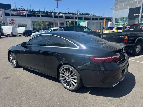 Used 2022 Mercedes-Benz E 450 Coupe w/ AMG Line image 4