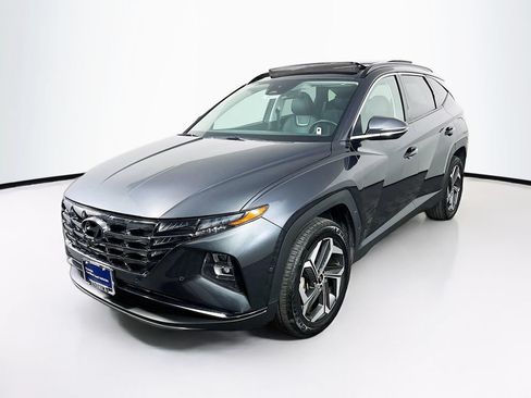 Certified 2024 Hyundai Tucson Limited AWD/4WD image 3