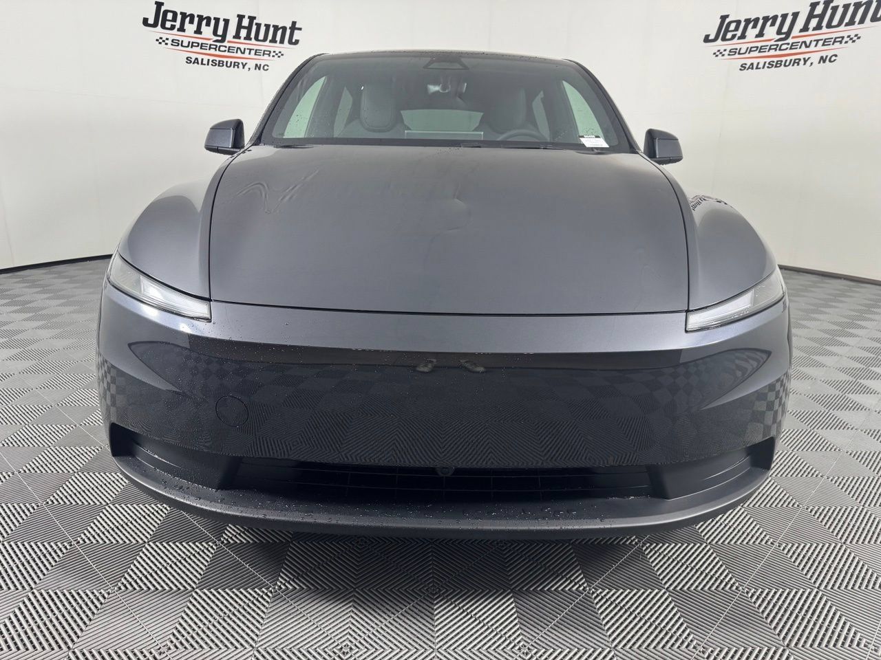 Used 2026 Tesla Model Y 2WD image 4