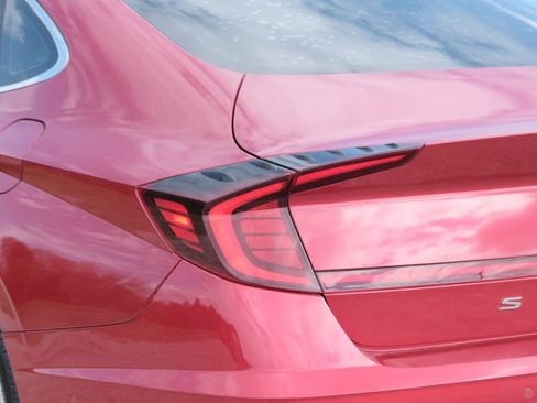 Used 2021 Hyundai Sonata Limited FWD image 39