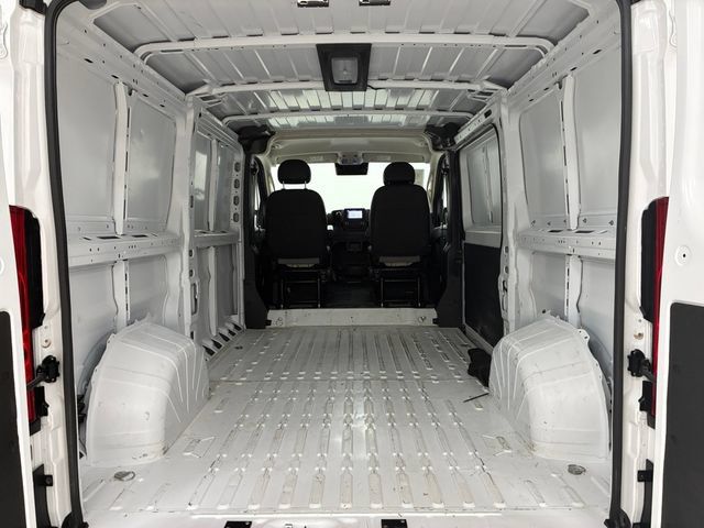 Used 2025 RAM ProMaster 2500 w/ Convenience Group FWD image 16