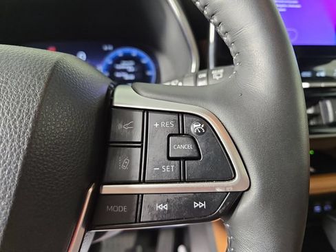 Used 2024 Toyota Highlander Platinum AWD/4WD image 24