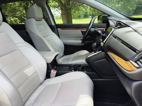 Used 2017 Honda CR-V Touring image 30