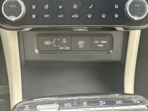 New 2025 Hyundai Tucson Limited AWD/4WD image 29