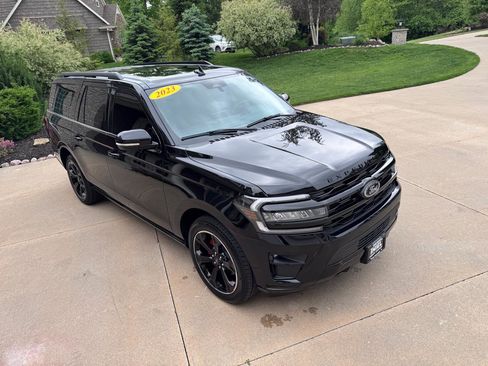 Used 2023 Ford Expedition Max Limited AWD/4WD image 30