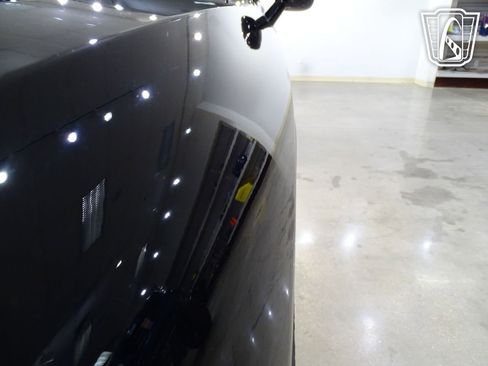 Used 2015 Dodge Challenger SRT Hellcat image 36