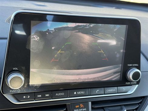 Used 2023 Nissan Altima 2.5 SR image 4