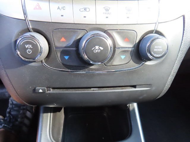 Used 2014 Dodge Journey SE w/ Flexible Seating Group FWD image 22