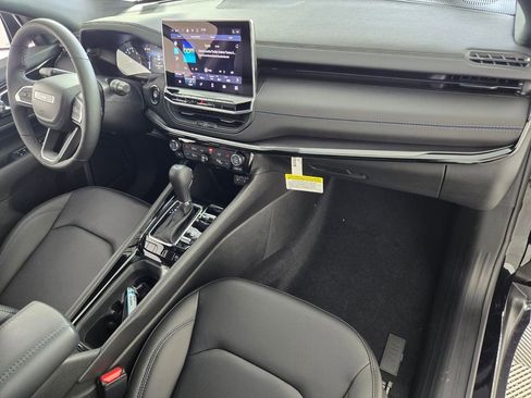 New 2026 Jeep Compass Limited image 16