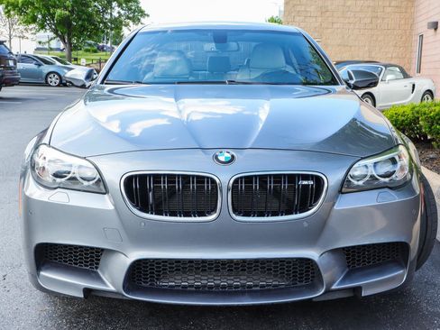 Used 2015 BMW M5 RWD image 18