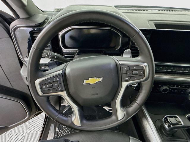 Used 2026 Chevrolet Silverado 1500 LTZ AWD/4WD image 12