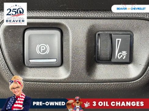 Used 2021 GMC Acadia SLE w/ Driver Convenience Package FWD image 34