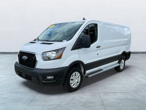 Certified 2025 Ford Transit 250 Low Roof w/ Exterior Upgrade Package RWD image 3