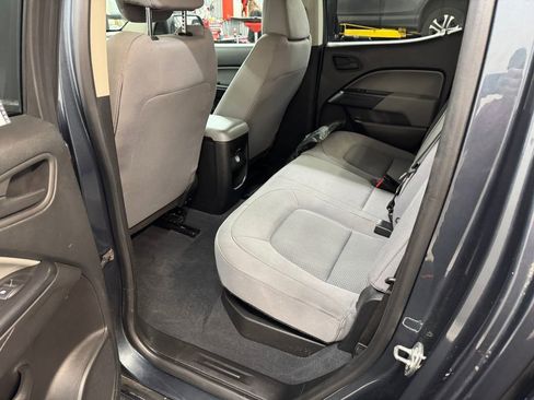 Used 2019 Chevrolet Colorado W/T w/ WT Convenience Package AWD/4WD image 15