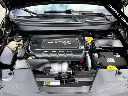 Used 2018 Jeep Cherokee Latitude w/ Altitude Package image 27