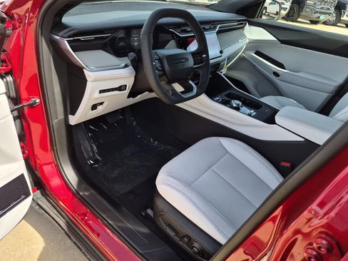 New 2026 Jeep Cherokee Limited image 12