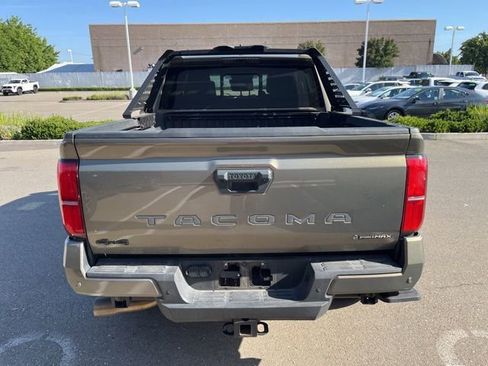 Used 2025 Toyota Tacoma TRD Off-Road w/ TRD Off Road Premium Package AWD/4WD image 7