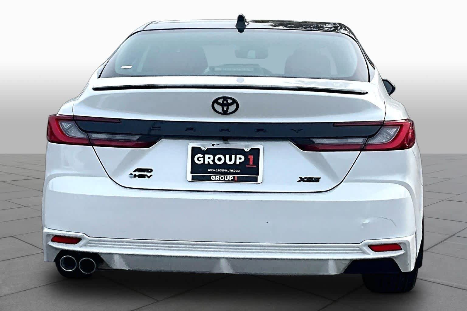 Used 2025 Toyota Camry XSE AWD/4WD image 5