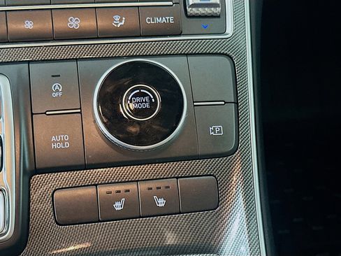 Used 2023 Hyundai Santa Fe SEL FWD image 26