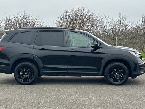 Certified 2022 Honda Pilot TrailSport image 2