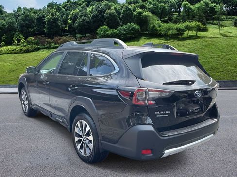 New 2025 Subaru Outback Limited w/ Popular Package #2 image 3